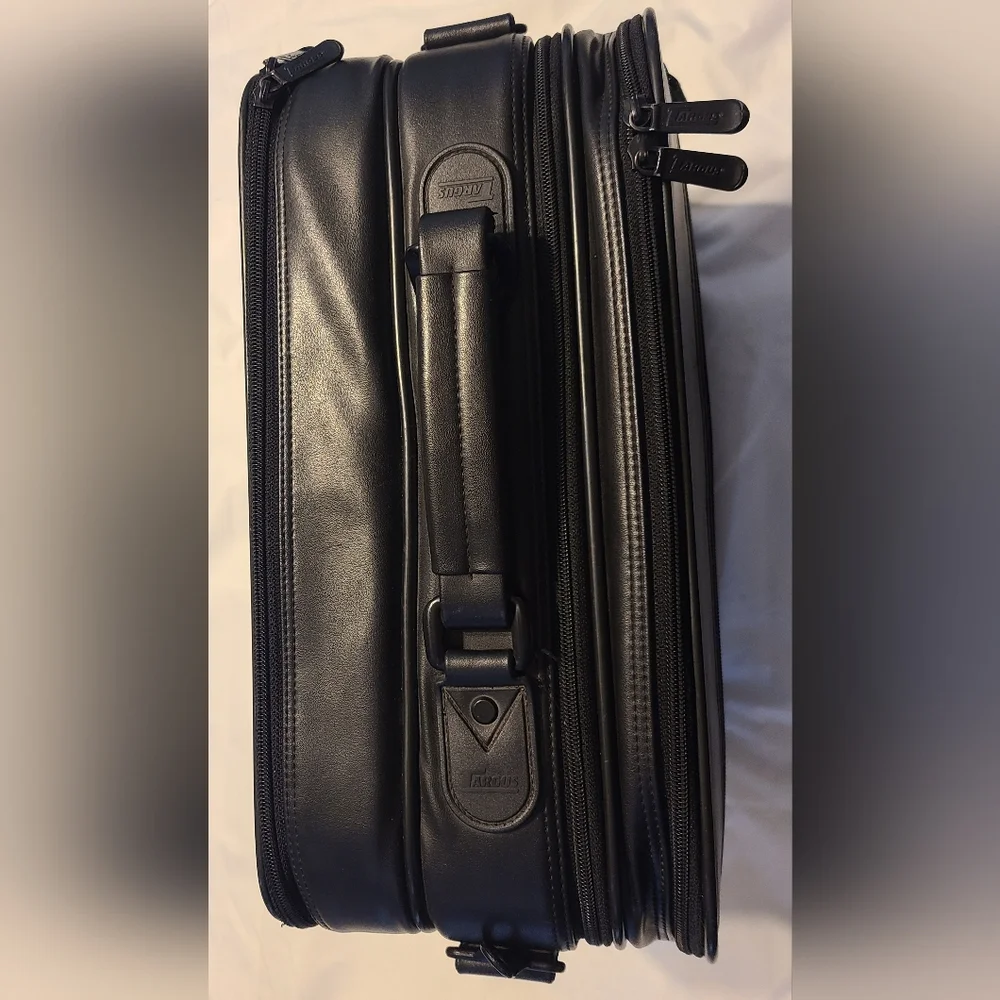 Targus CUN1 Leather Top Load Universal Laptop Briefcase Bag Black Case VGC USED